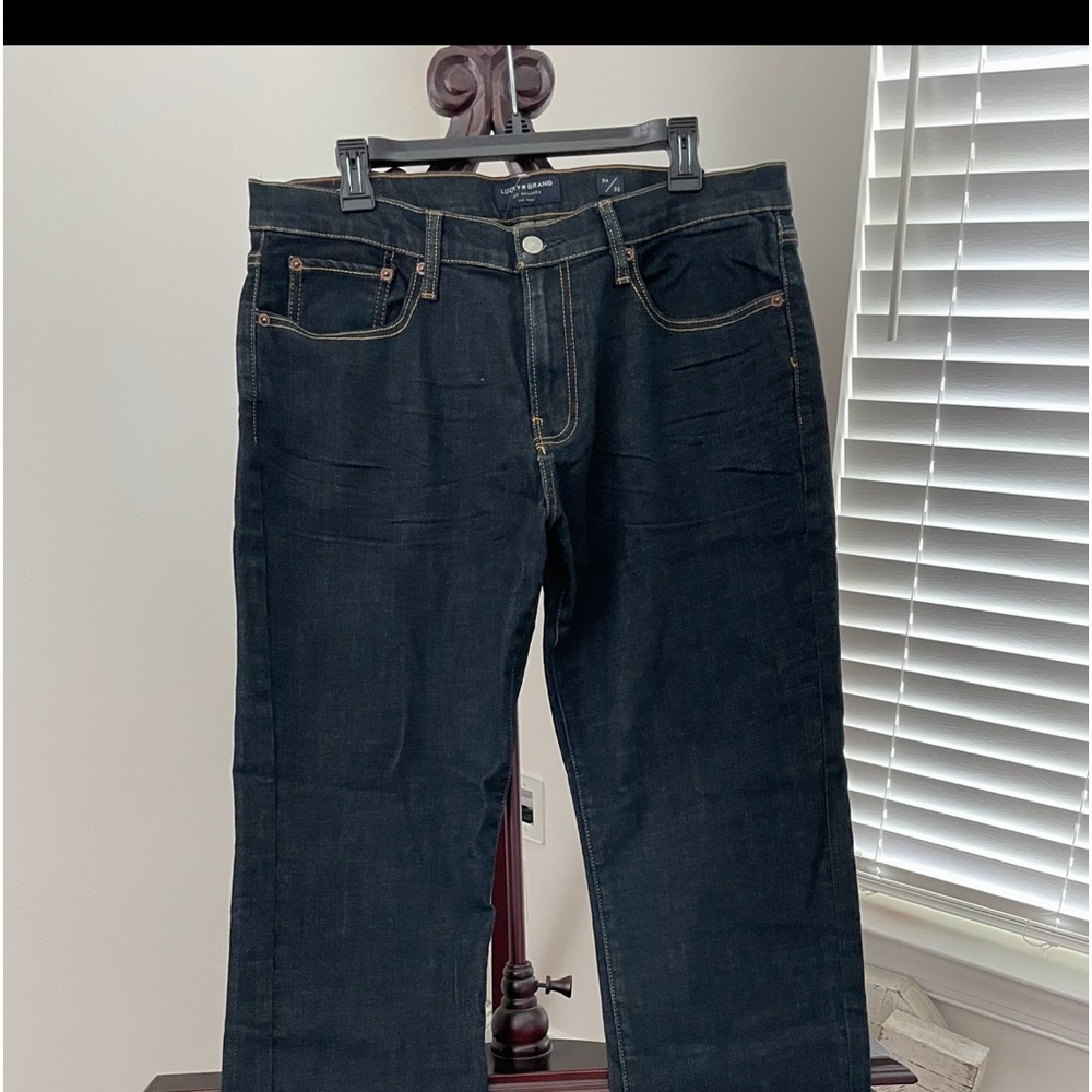 Brand New With Tags Men’s Lucky Brand 221 Straight Jeans. Size 34x30